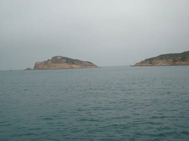 Mat Chau (left), Po Toi Islands