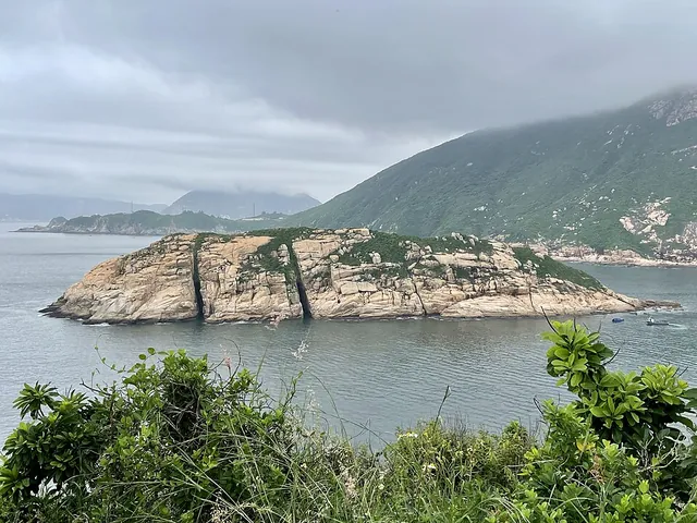 Ng Fan Chau, Shek O