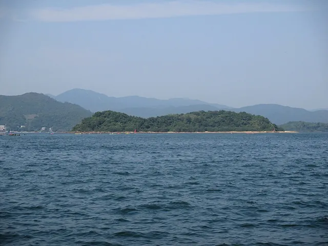 Cham Tau Chau