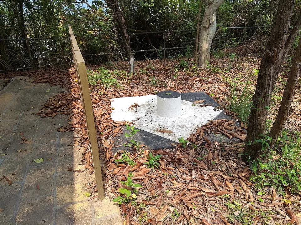 The summit survey marker on Chu Wong Ling.