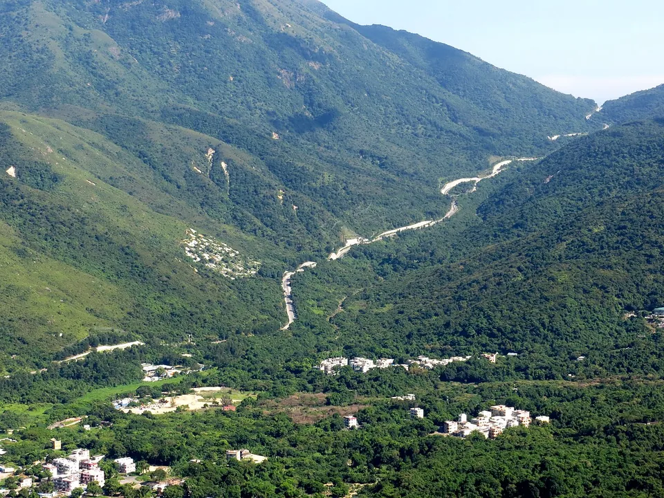 Tung Chung Road leading to Pak Kung Au, where the South Lantau Country Trail crosses the road.