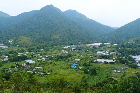 Hok Tau village from the country trail